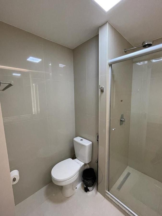 Suite Luxuosa Com Cozinha Blend Smart 1356 กัวยาเนีย ภายนอก รูปภาพ