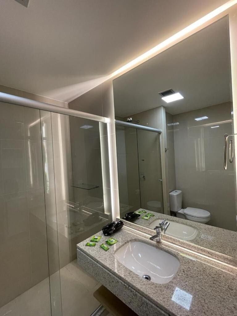 Suite Luxuosa Com Cozinha Blend Smart 1356 กัวยาเนีย ภายนอก รูปภาพ